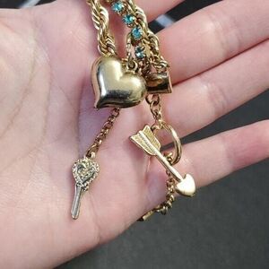 **Sale** Betsey Johnson gold tone layered bracelet 7-8"